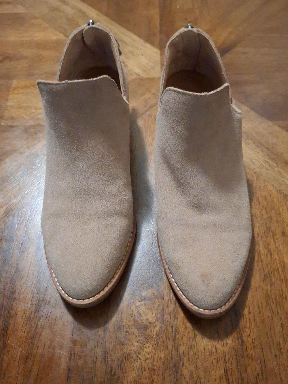 Lucky Brand Ankle Bootie’s size 8 1/2